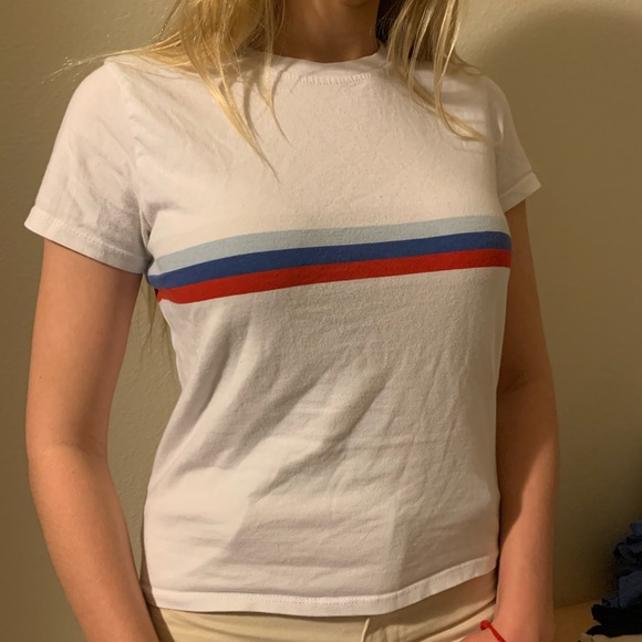 Brandy Melville Tops - Brandy Melville Short Sleeve Top